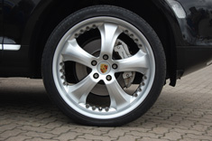 Porsche Cayenne 22" wheel